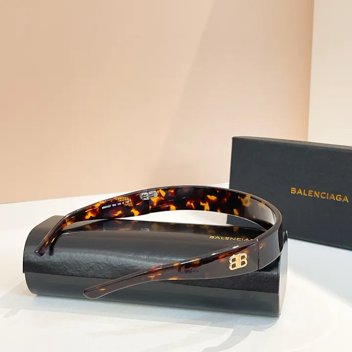 スーパーコピー バレンシアガ サングラス