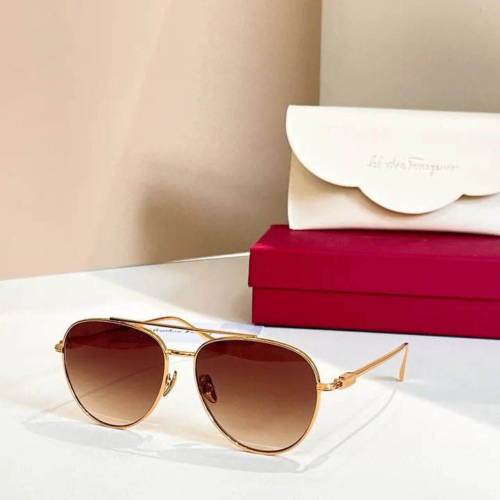 スーパーコピー フェラガモ サングラス