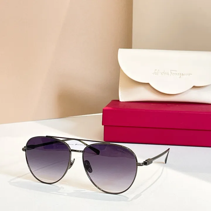 スーパーコピー フェラガモ サングラス