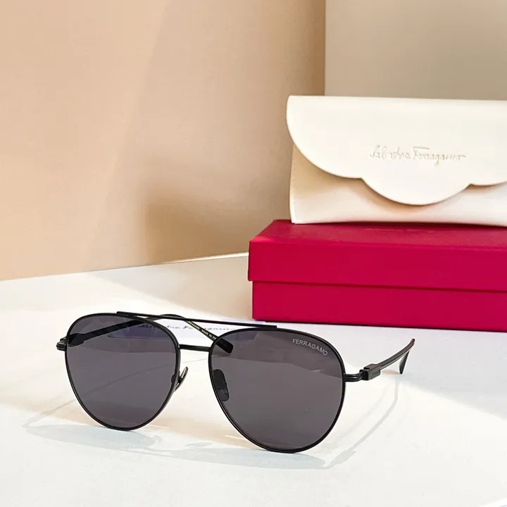 スーパーコピー フェラガモ サングラス
