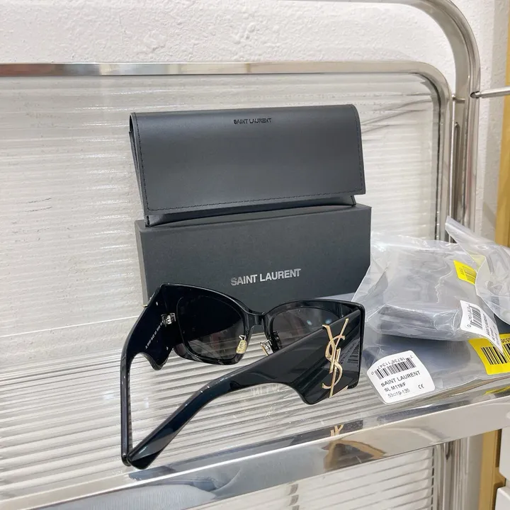 スーパーコピー ジバンシィ サングラス