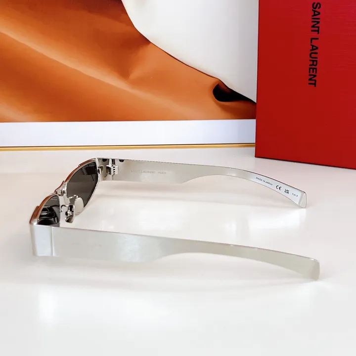 スーパーコピー イブサンローラン サングラス