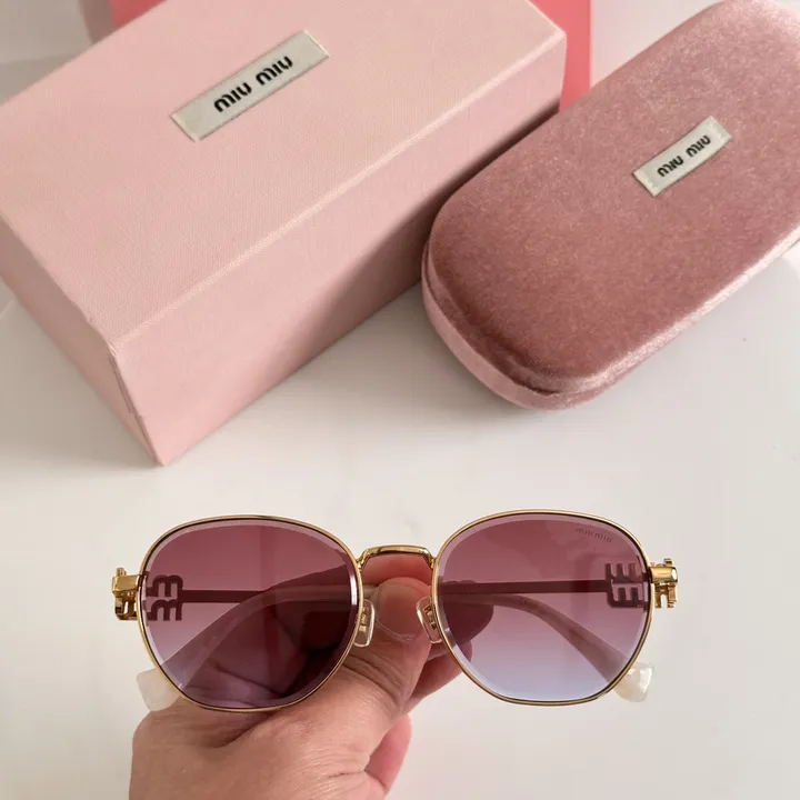 スーパーコピー ミュウミュウ サングラス