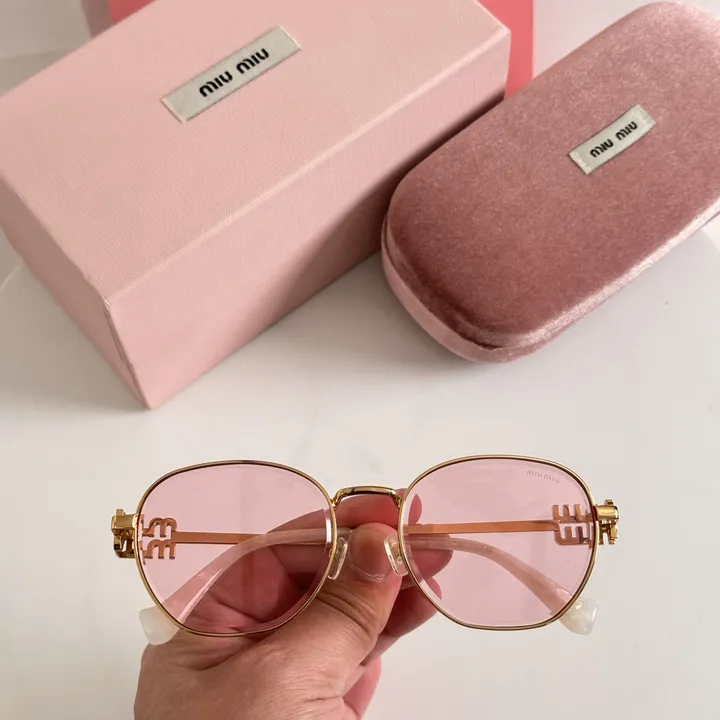 スーパーコピー ミュウミュウ サングラス
