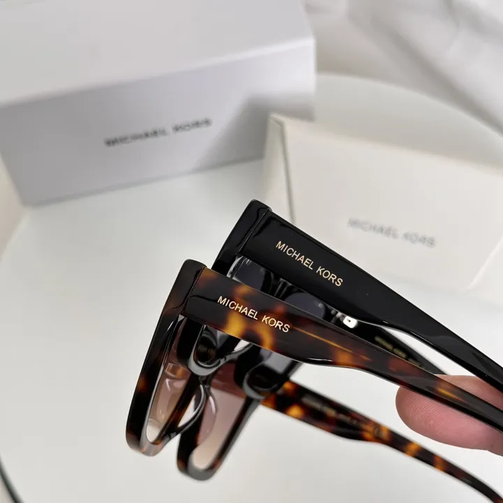 スーパーコピー マイケルコース サングラス