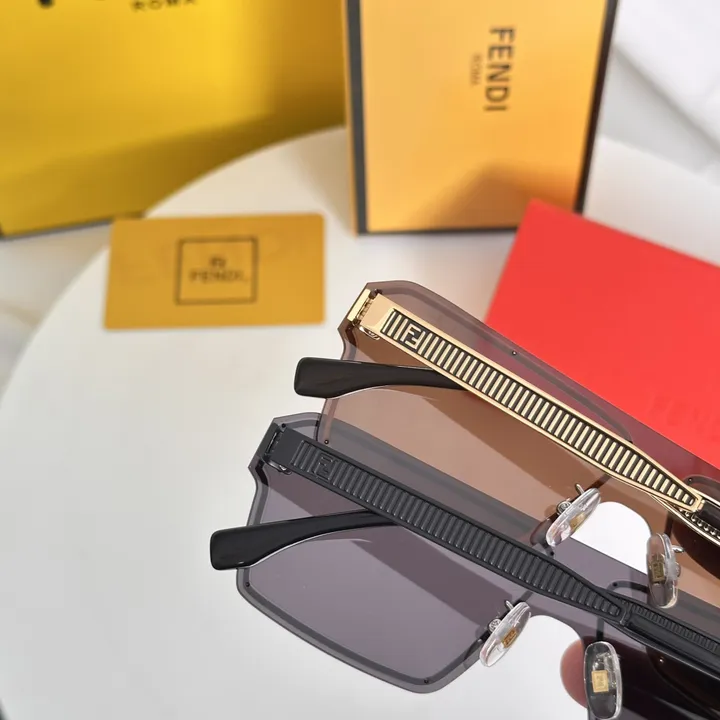 スーパーコピー フェンディ サングラス