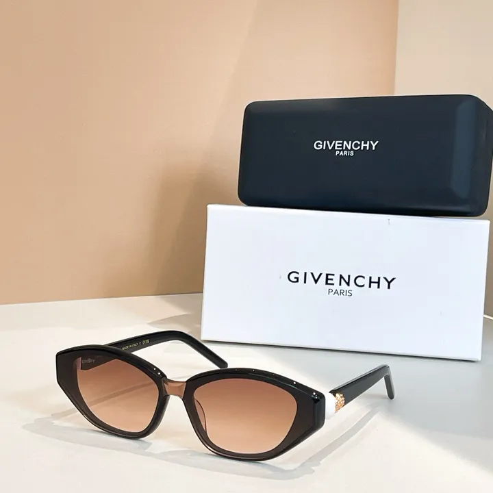 スーパーコピー ジバンシィ サングラス