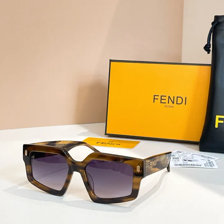 スーパーコピー フェンディ サングラス