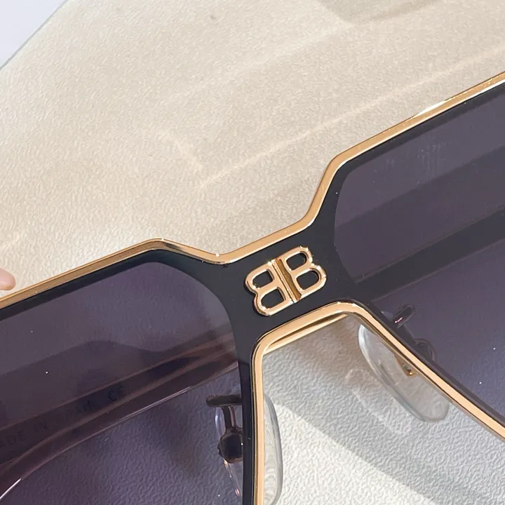 スーパーコピー バレンシアガ サングラス