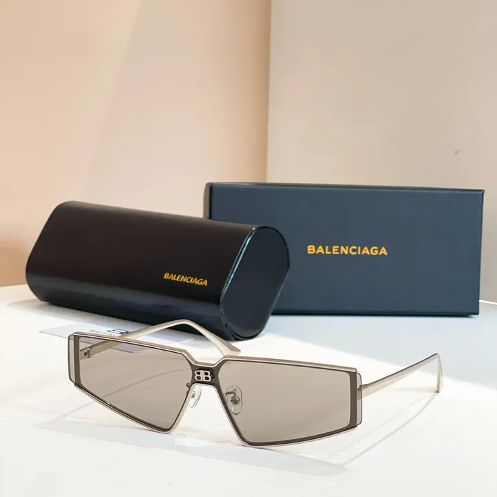 スーパーコピー バレンシアガ サングラス