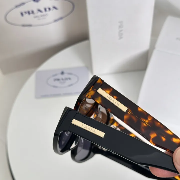 スーパーコピー プラダ サングラス
