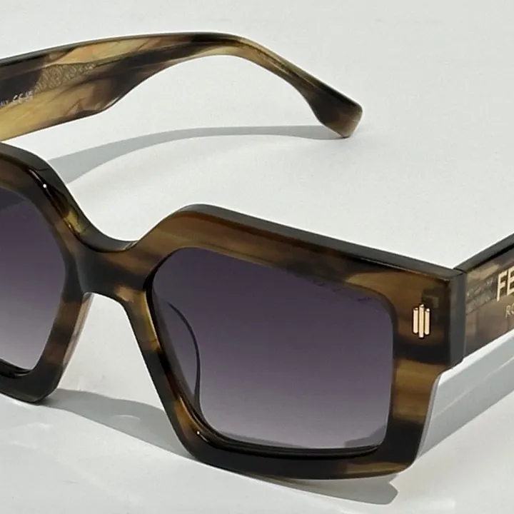 スーパーコピー フェンディ サングラス