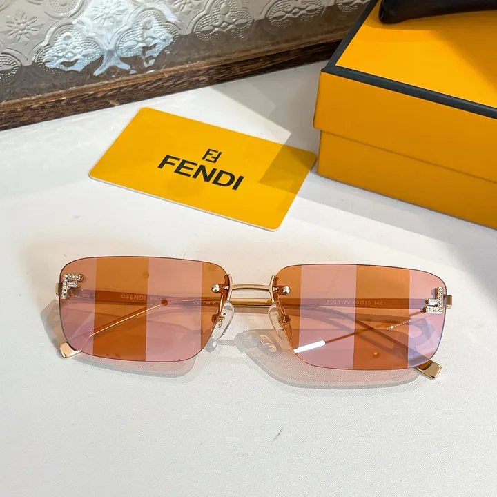 スーパーコピー フェンディ サングラス