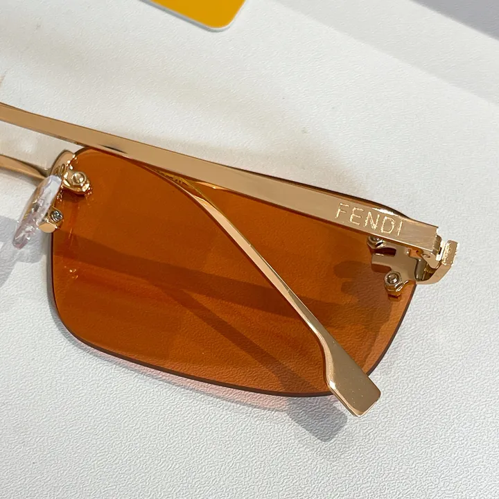 スーパーコピー フェンディ サングラス