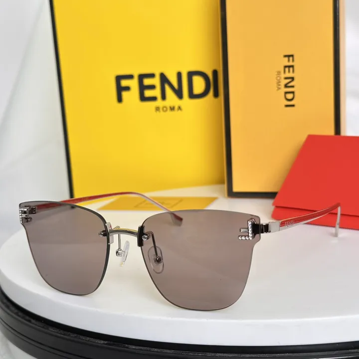 スーパーコピー フェンディ サングラス