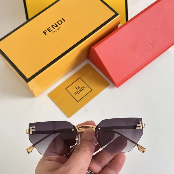 スーパーコピー フェンディ サングラス