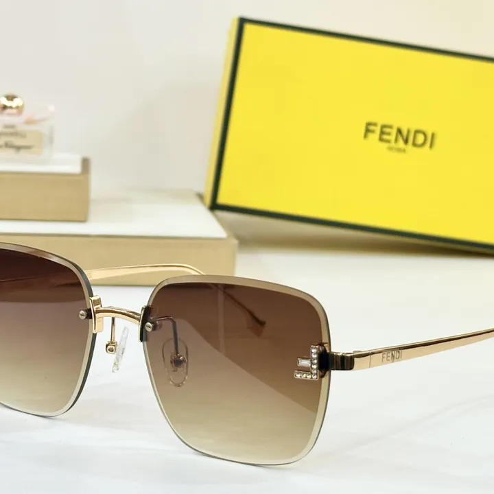 スーパーコピー フェンディ サングラス