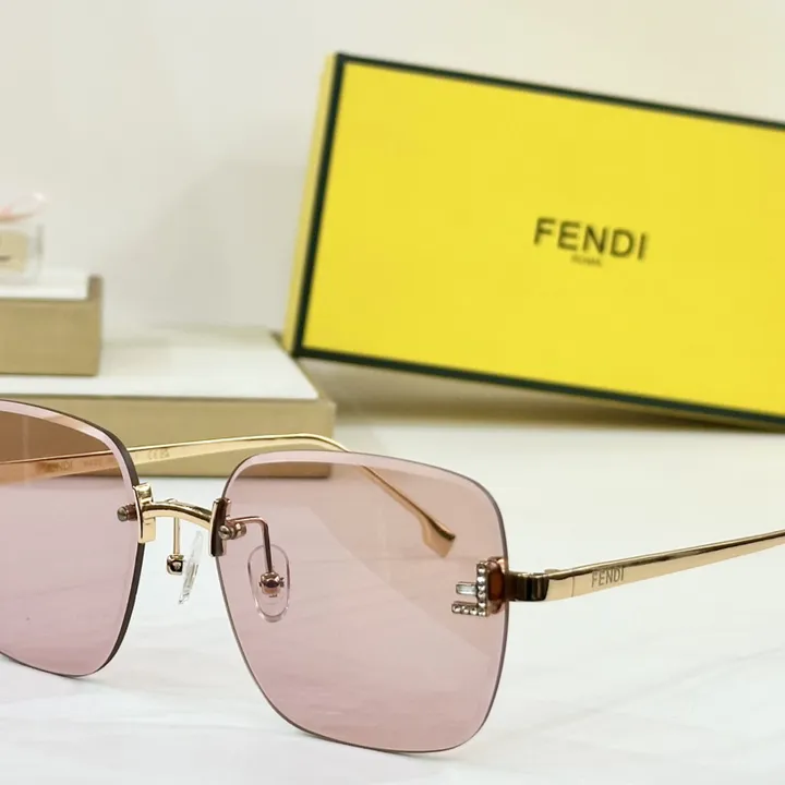 スーパーコピー フェンディ サングラス