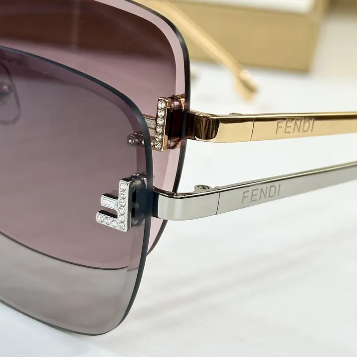 スーパーコピー フェンディ サングラス