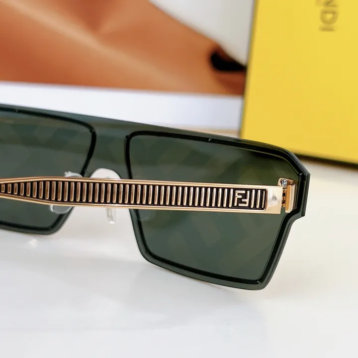 スーパーコピー フェンディ サングラス