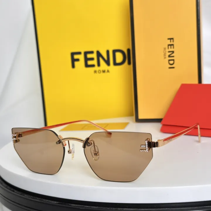 スーパーコピー フェンディ サングラス