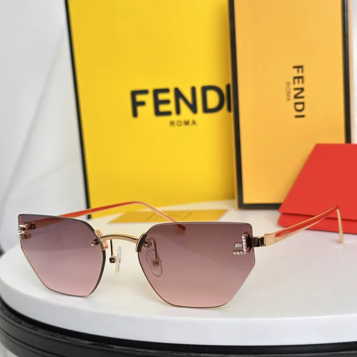 スーパーコピー フェンディ サングラス