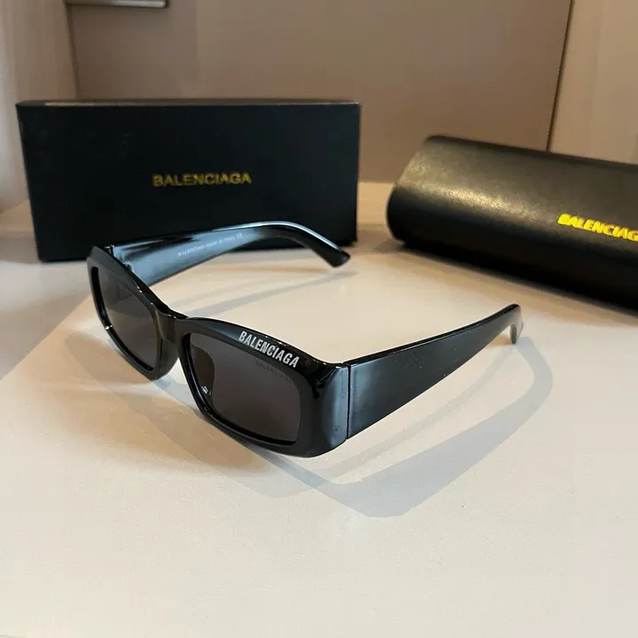 スーパーコピー バレンシアガ サングラス