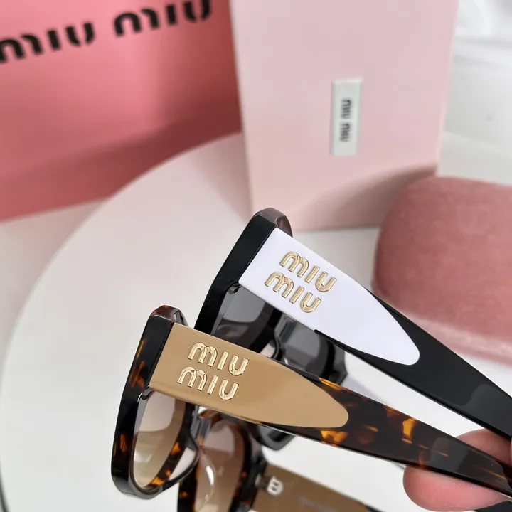スーパーコピー ミュウミュウ サングラス