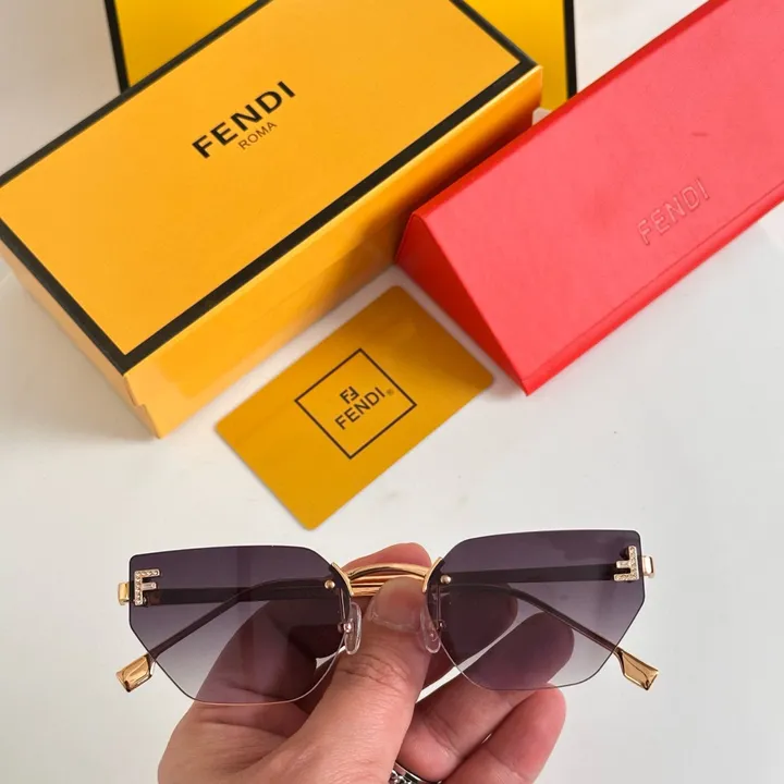 スーパーコピー フェンディ サングラス