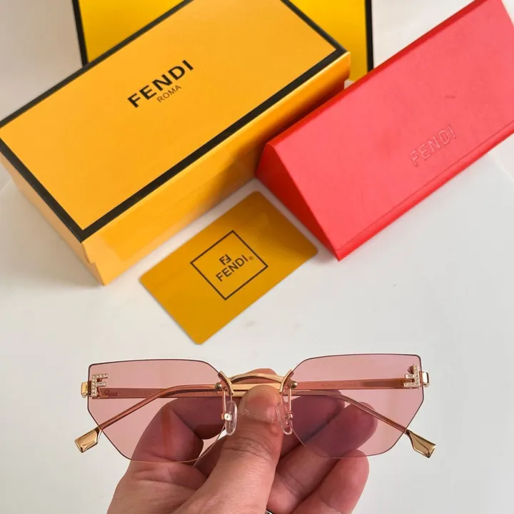 スーパーコピー フェンディ サングラス