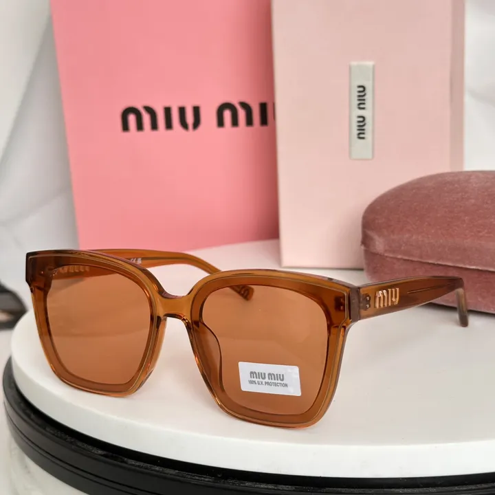 スーパーコピー ミュウミュウ サングラス