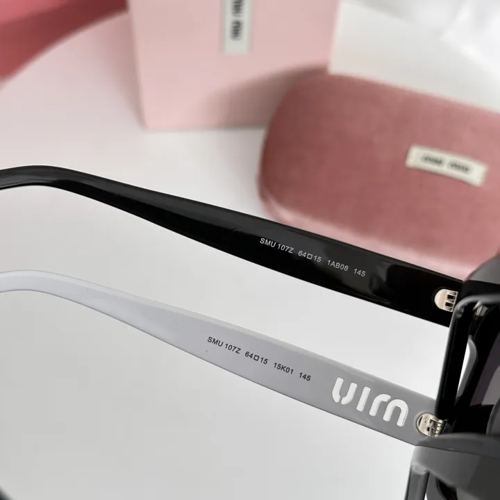 スーパーコピー ミュウミュウ サングラス