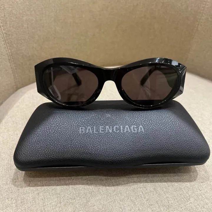 スーパーコピー バレンシアガ サングラス