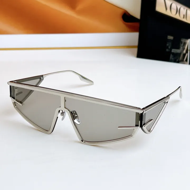 スーパーコピー バレンシアガ サングラス