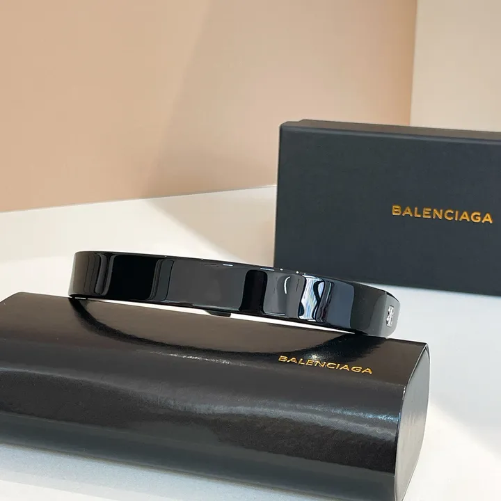 スーパーコピー バレンシアガ サングラス