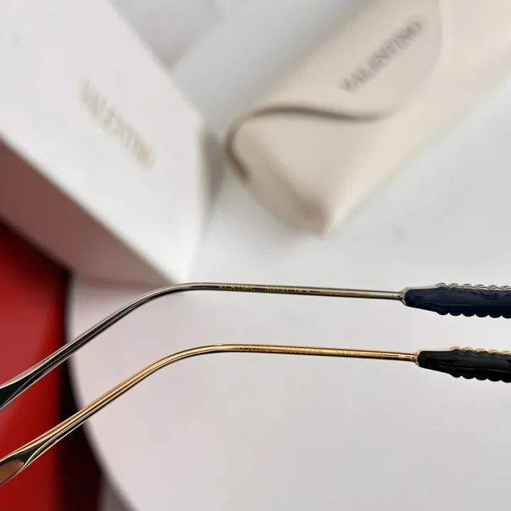 スーパーコピー ヴァレンティノ サングラス