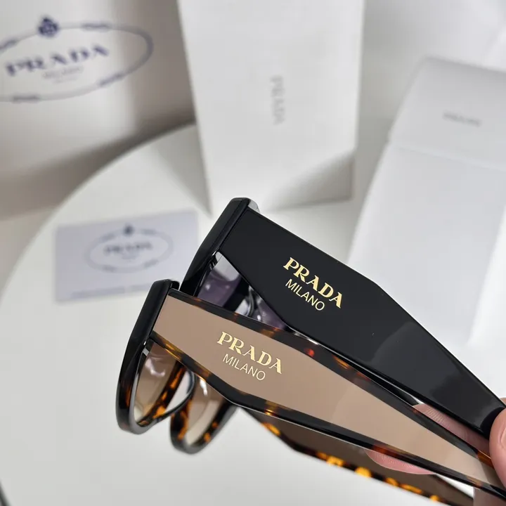 スーパーコピー プラダ サングラス