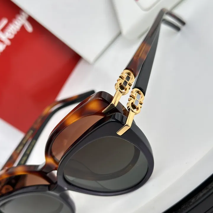 スーパーコピー フェラガモ サングラス