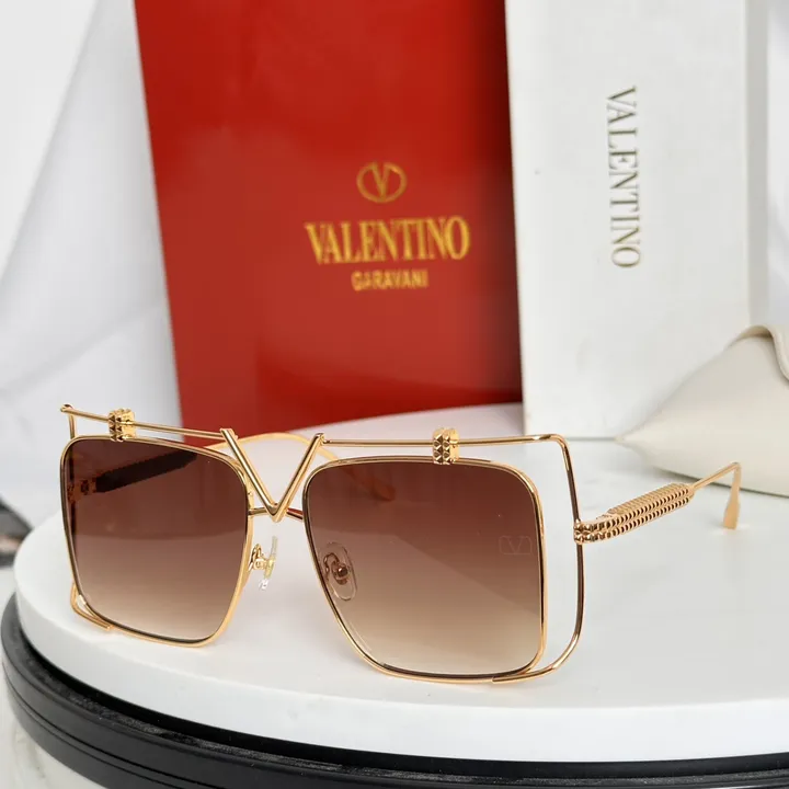 スーパーコピー ヴァレンティノ サングラス
