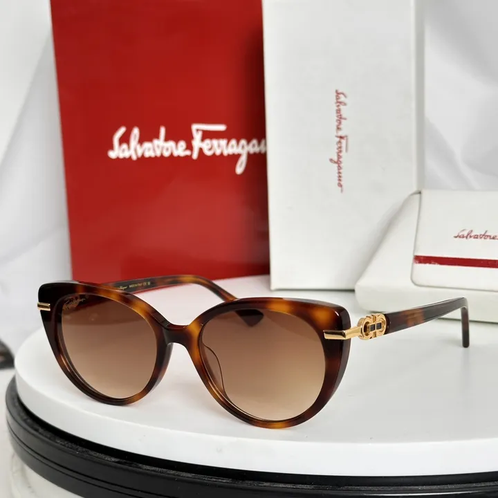 スーパーコピー フェラガモ サングラス