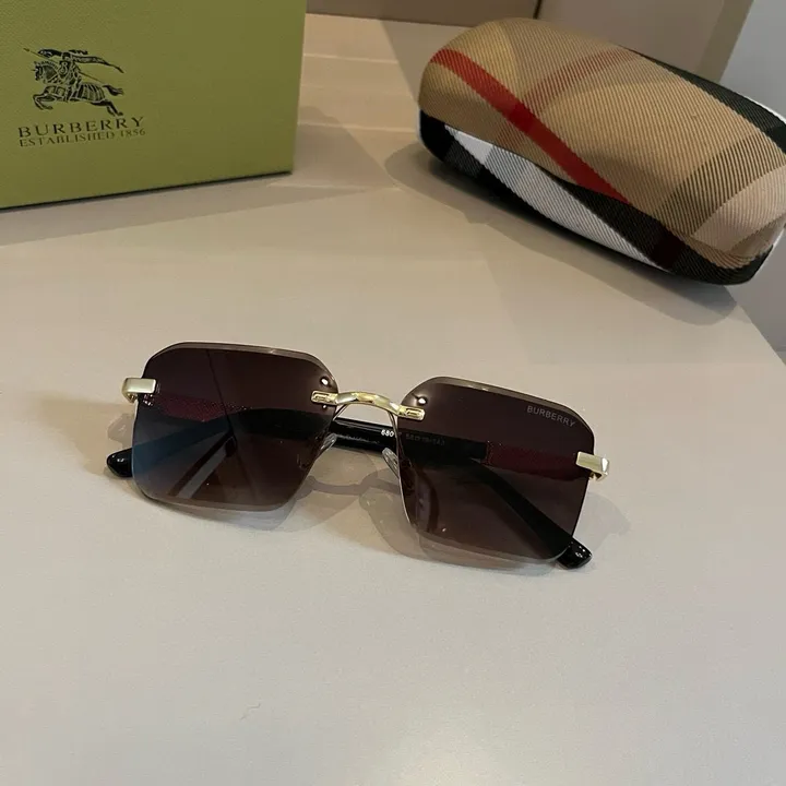 スーパーコピー バーバリー ス サングラス