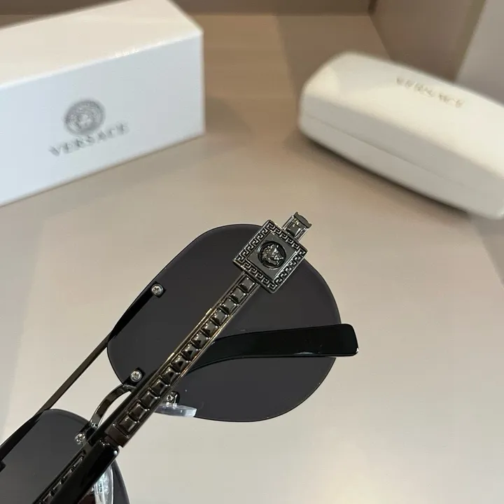 スーパーコピー ヴェルサーチ サングラス