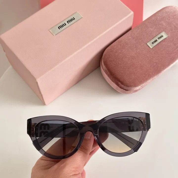 スーパーコピー ミュウミュウ サングラス