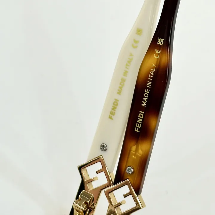 スーパーコピー フェンディ サングラス