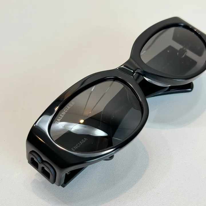 スーパーコピー バレンシアガ サングラス