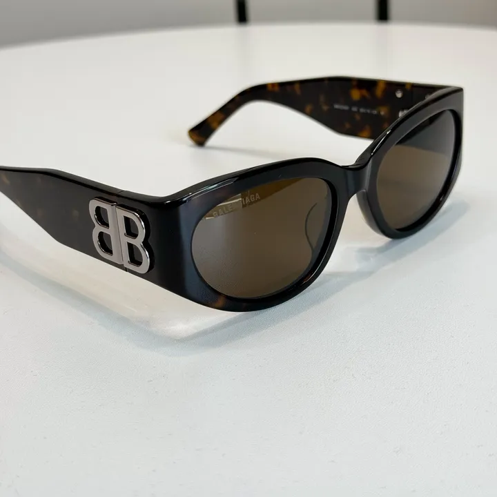 スーパーコピー バレンシアガ サングラス