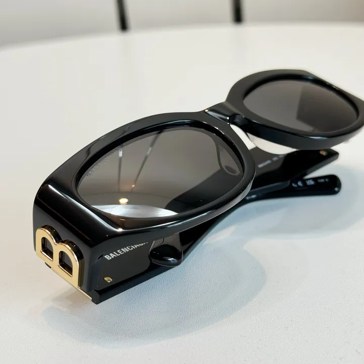 スーパーコピー バレンシアガ サングラス