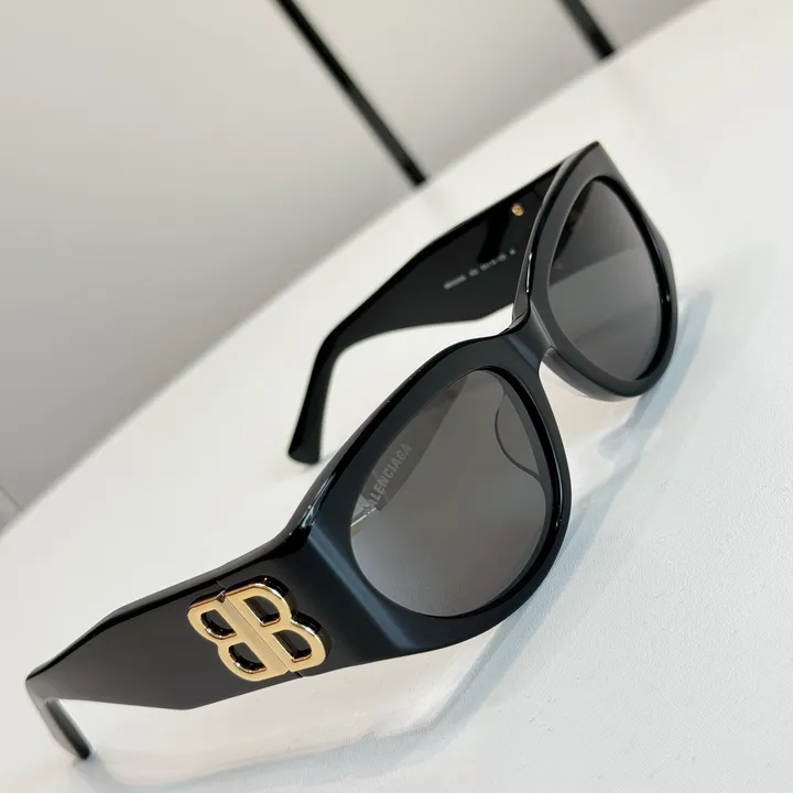 スーパーコピー バレンシアガ サングラス