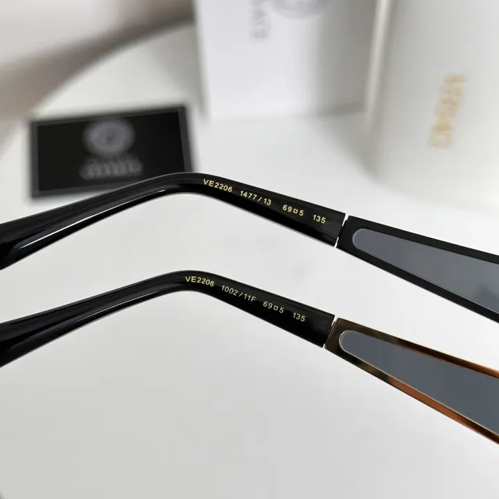 スーパーコピー ヴェルサーチ サングラス