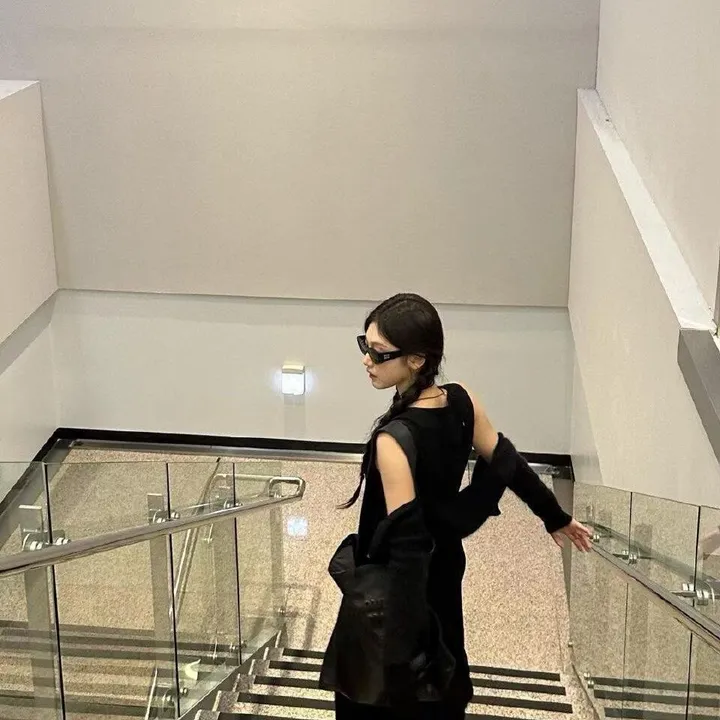 スーパーコピー ミュウミュウ サングラス